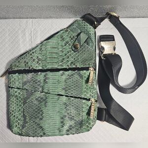 NWOT - LINĒIJ Elegant Green Snake Python Scales Print Crossbody Bag